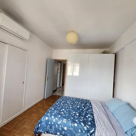 Near Sea And Center Apartment