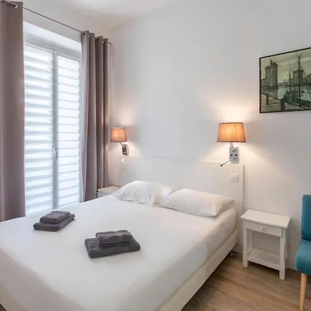 #28 1 Bdr Flat Ac Balcony Hper 10mins To & Old Town * 尼斯