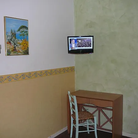 Hotel Carlyna Nicea