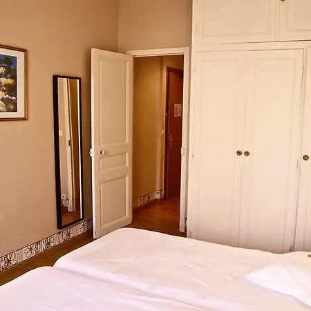 Hotell Aria 3*