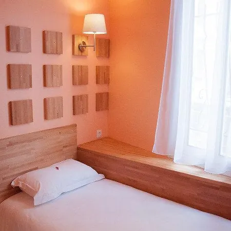 Comte De Hotel apartamentowy 2*
