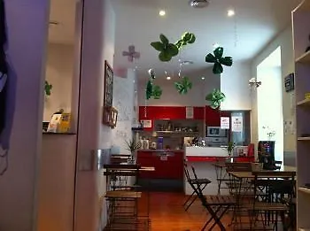 Meyerbeer Beach Hostel Nizza