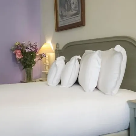 Hotel Mercure Marche Aux Fleurs 4*