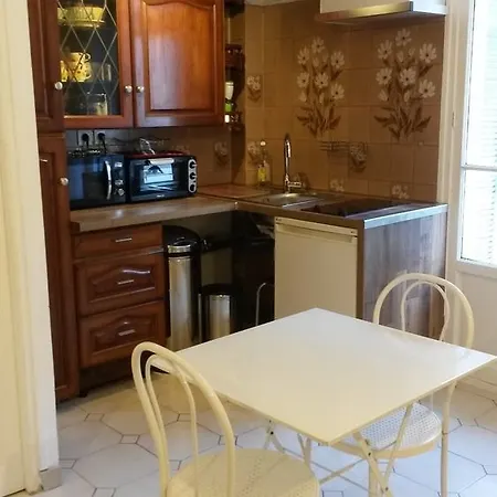 Palais Du Logis 22 Apartment