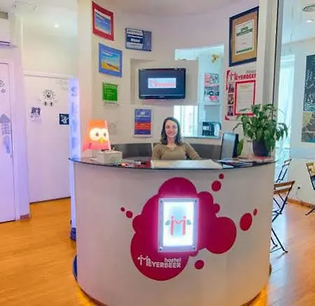 Hostel Meyerbeer Beach Nizza