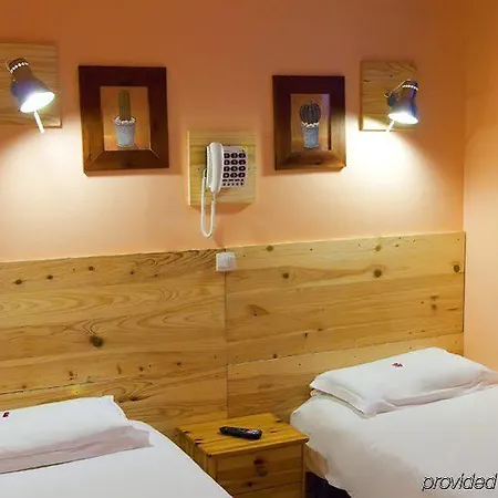 Hotel apartamentowy Comte De