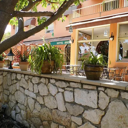 Anis Hotel
