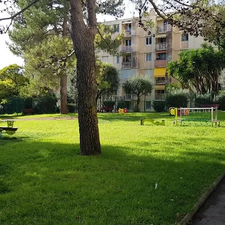 Le Panoramique Apartment *