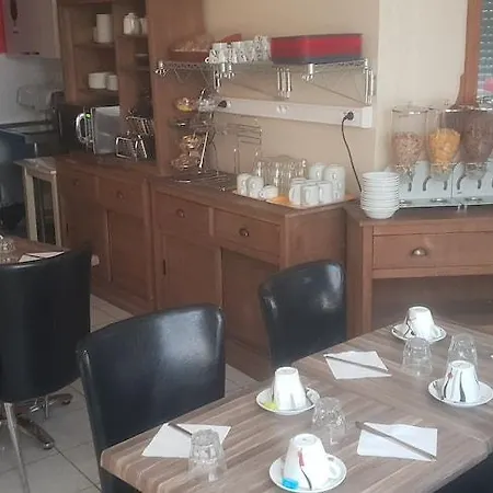 Ξενοδοχείο Le Etoile Νίκαια