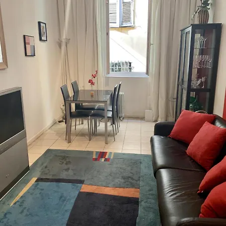 Le Metropole Apartment