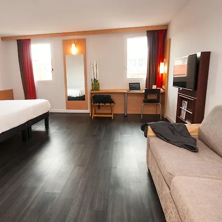 Easyhotel Old Town Ξενοδοχείο