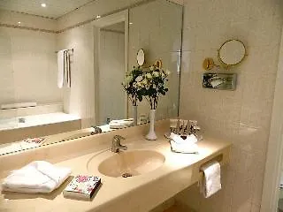 Hotel B4 Park