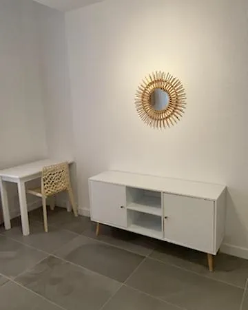 France Riviera Apartment *
