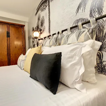 Nestor&jeeves - Lou Francescan - Old Town - Close Sea - Place St Francois Apartment