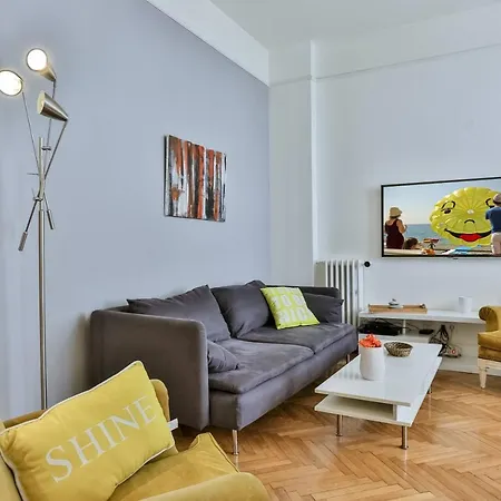 My Casa - Joffre 32