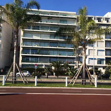 Le Saint-george Riviera Apartment *