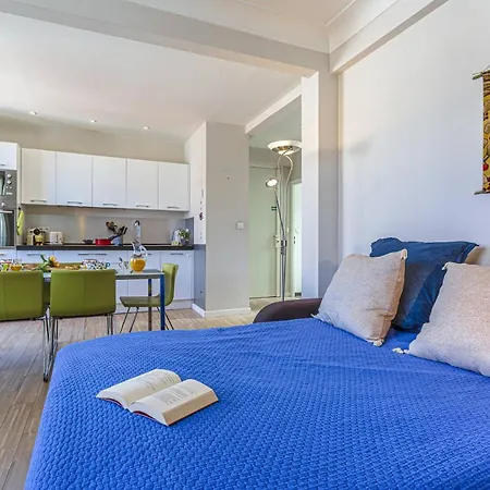 Apartment Berlioz 1 - City Center 2 Rooms - Last Floor *