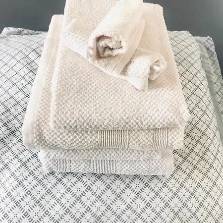 Moderne à 2 Min De La - 6 Pers Appartement *