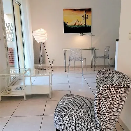 Appartement Neuf 25 M2, Terrasse 35 M2 Proche Port Nice, Centre