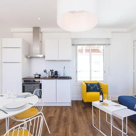 Spitalieri- Sunny Terrace With View -New Apartment