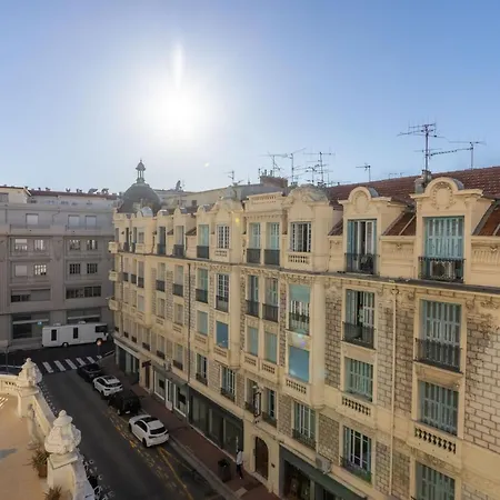 Luxury In - Negresco -