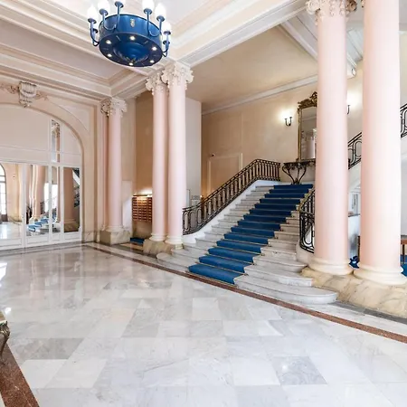 Luxury In - Negresco -