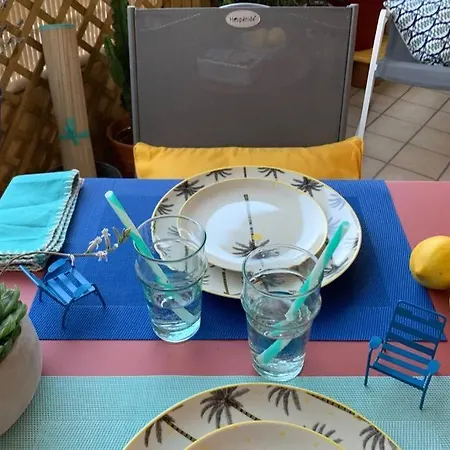 Bel A 100 Metres De La * ניס