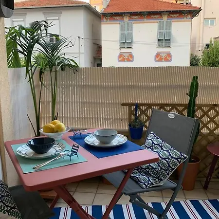 דירה Bel A 100 Metres De La *
