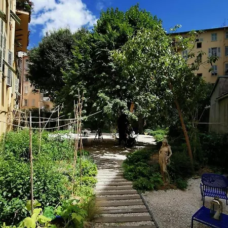 L'abeille - Boutique 4* Nice