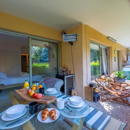 Les Cyclemans At Chateau Sainte Anne - Happy Appartement