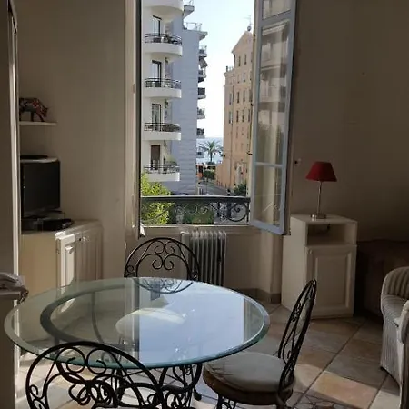 Appartamento Rue De France à 200m