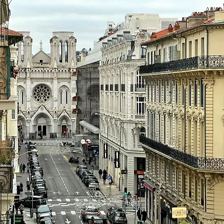 Renting - Notre Dame - Cosy Loft Perfect View On The Roofs