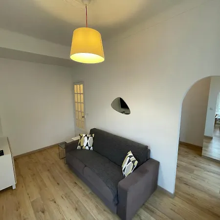 Renting - Notre Dame - Cosy Loft Perfect View On The Roofs *