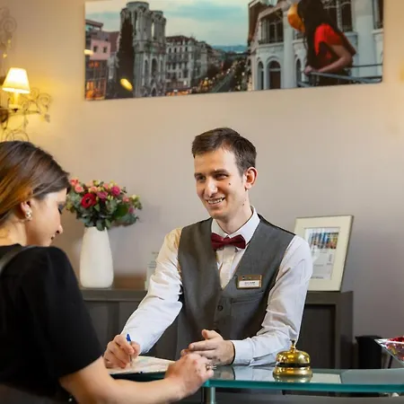 Best Western Lakmi