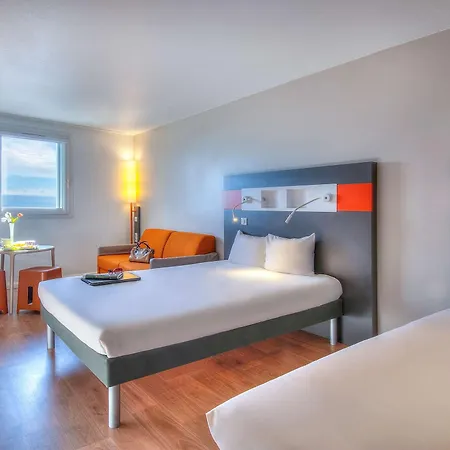 Ibis Budget Californie Lenval Hotell 2*
