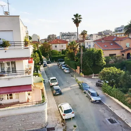 Beautiful T1 With Sea View Apartamento