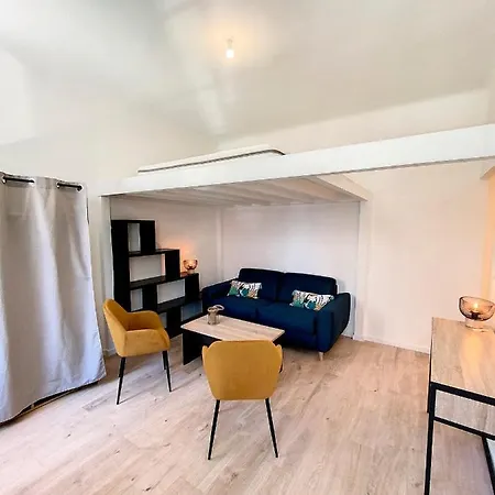 Studio A 100 M De La Mer Apartment *