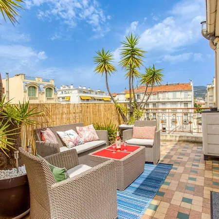 Appartement Le Mantega - F2 Moderne,centre Ville, 2 Grandes Terrasses,climatisation, Ascenseur Nice