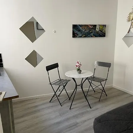 Meubles Inice Lägenhetshotell Nice