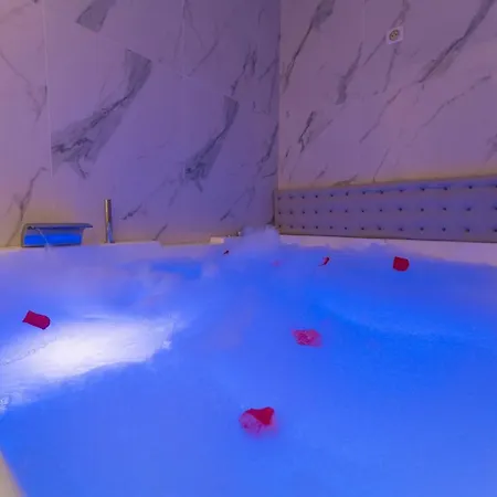 Immersion Love Loft Balneo Jaccouzy Centre * Nice
