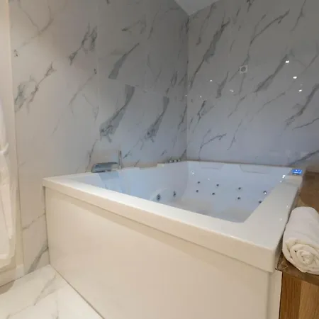 Apartment Immersion Love Loft Balneo Jaccouzy Centre *