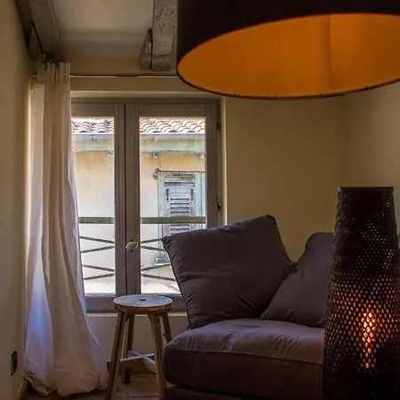 Vieille Neuf Et Cosy, Deux Chambres, 6 Couchages Apartment