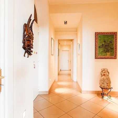 Palais 1er Ap4292 By Riviera Homes *