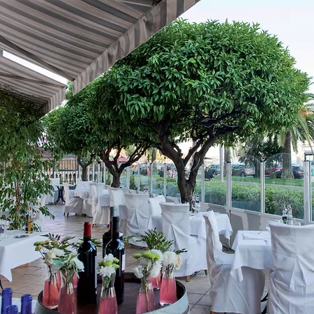Le Royal Promenade Des Anglais Szálloda 3*