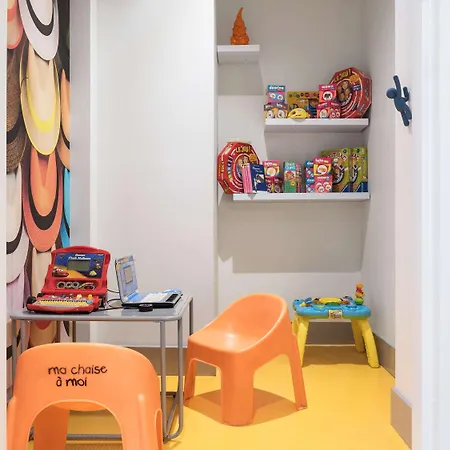 Ibis Styles Centre Port 3*