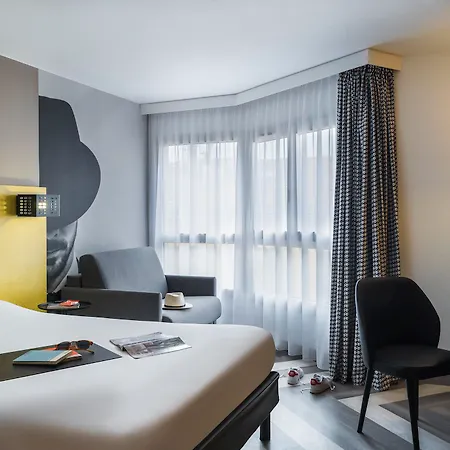 Hotel Ibis Styles Centre Port Niza