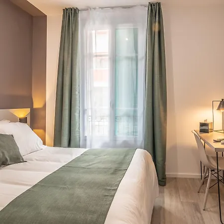 Alcove Hotel 3*