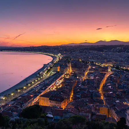 By Ihg Nizza