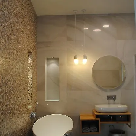 Les Massena Отель 3*