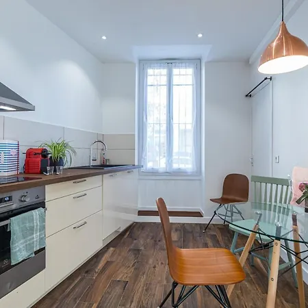 2 Bdrs Promenade Des - Ac Appartement *
